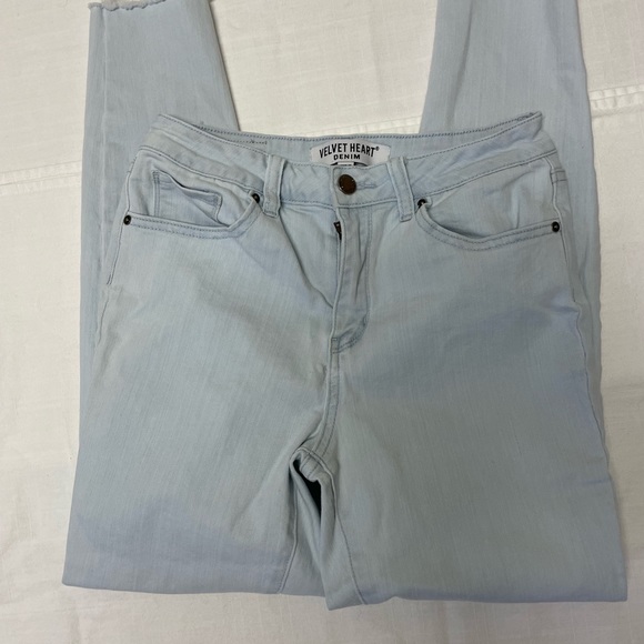 Velvet Heart Denim - Velvet Heart Premium Denim Jeans size 27 , skinny Jeans . Woman Jeans
